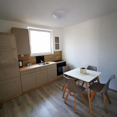 Amary Apartment *
